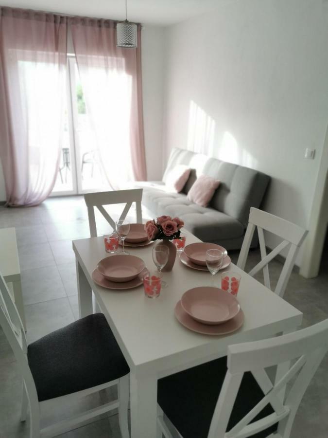 Vila Zdenka Novi Vinodolski Buitenkant foto